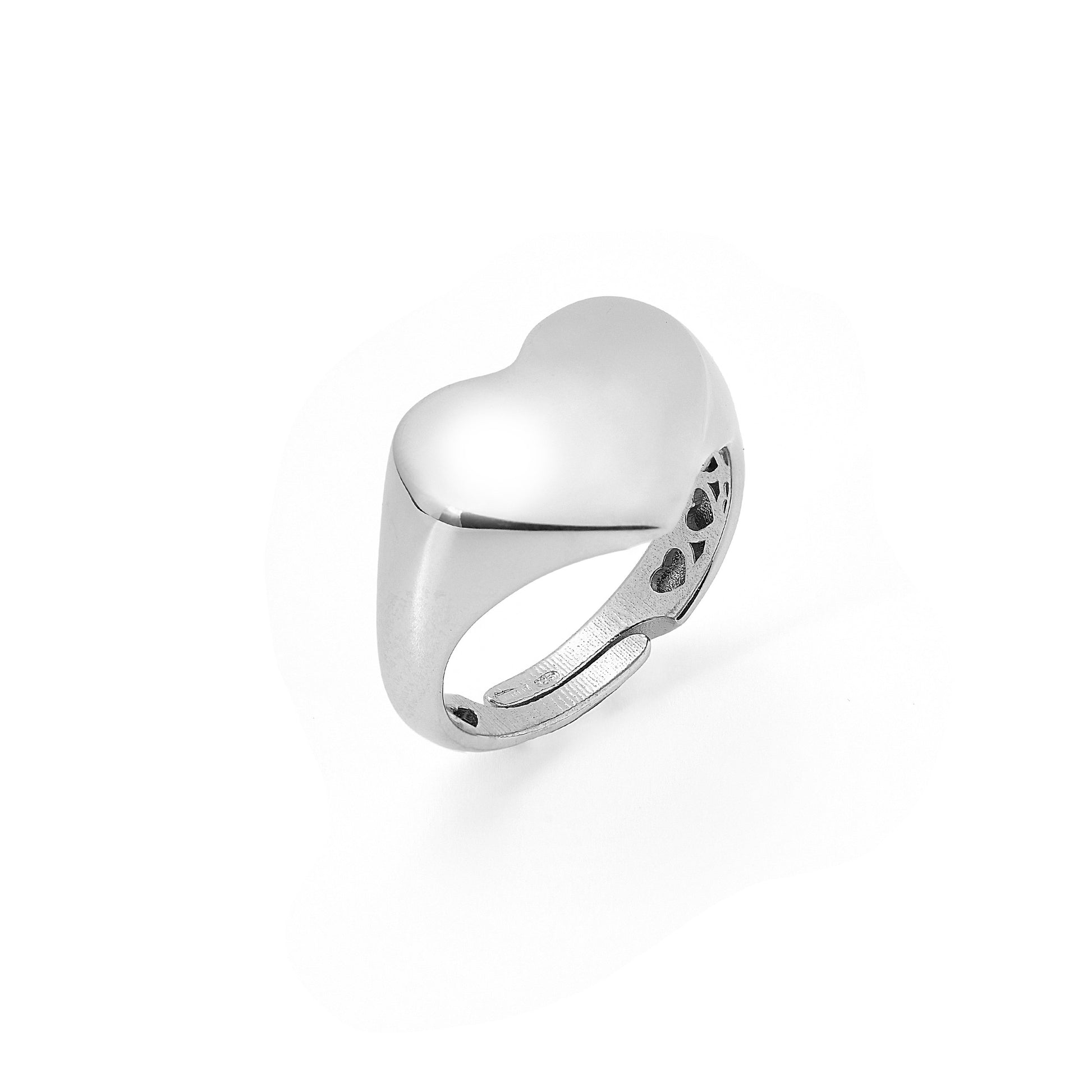 Queen ring