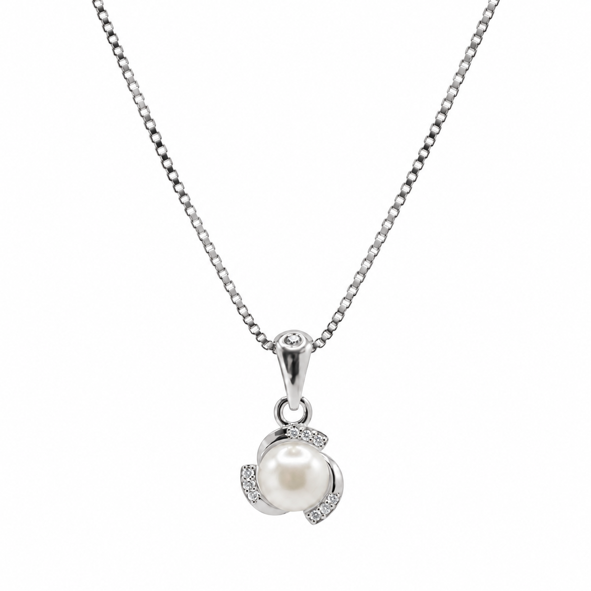 Boston Pearl Necklace
