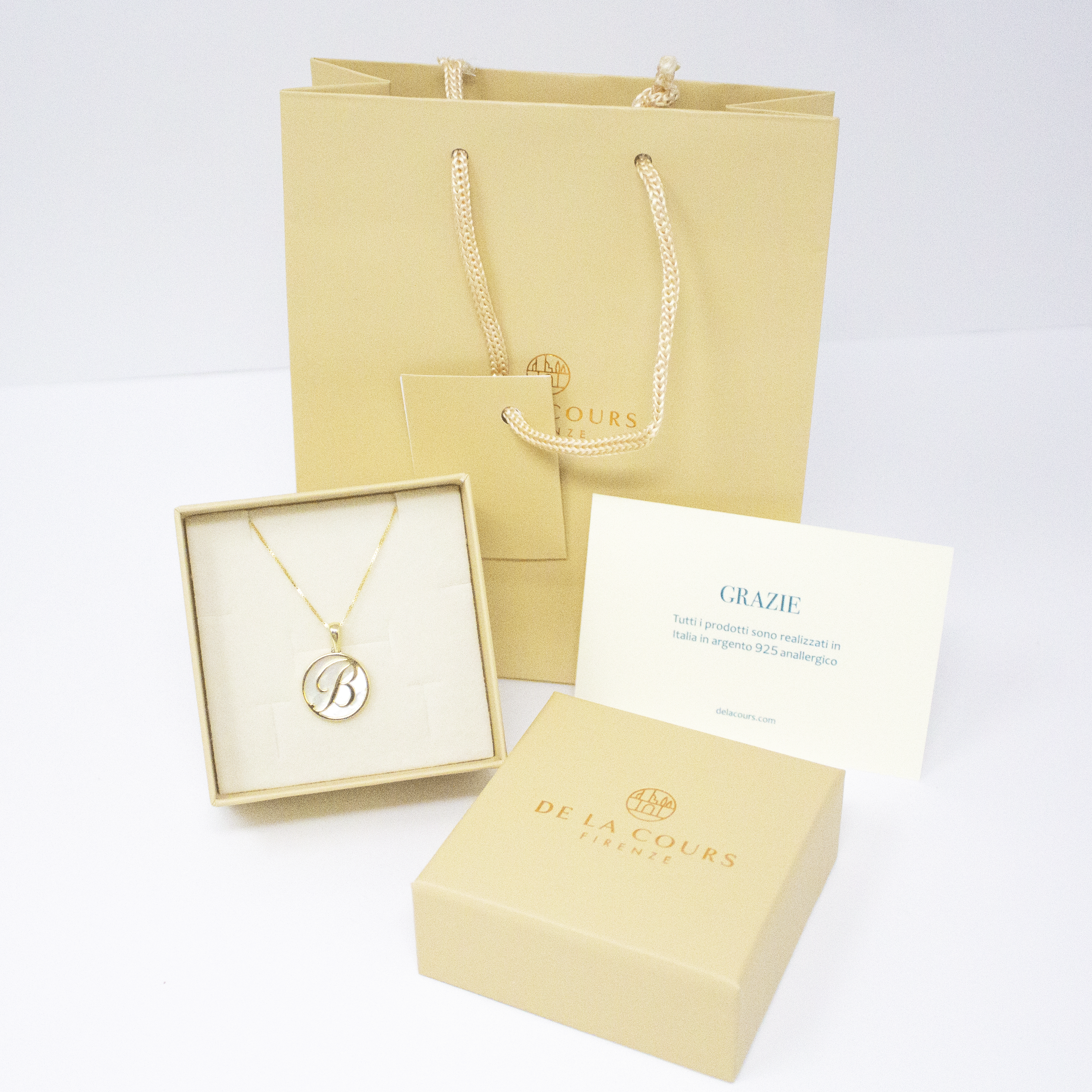 Collana Lettera Madreperla