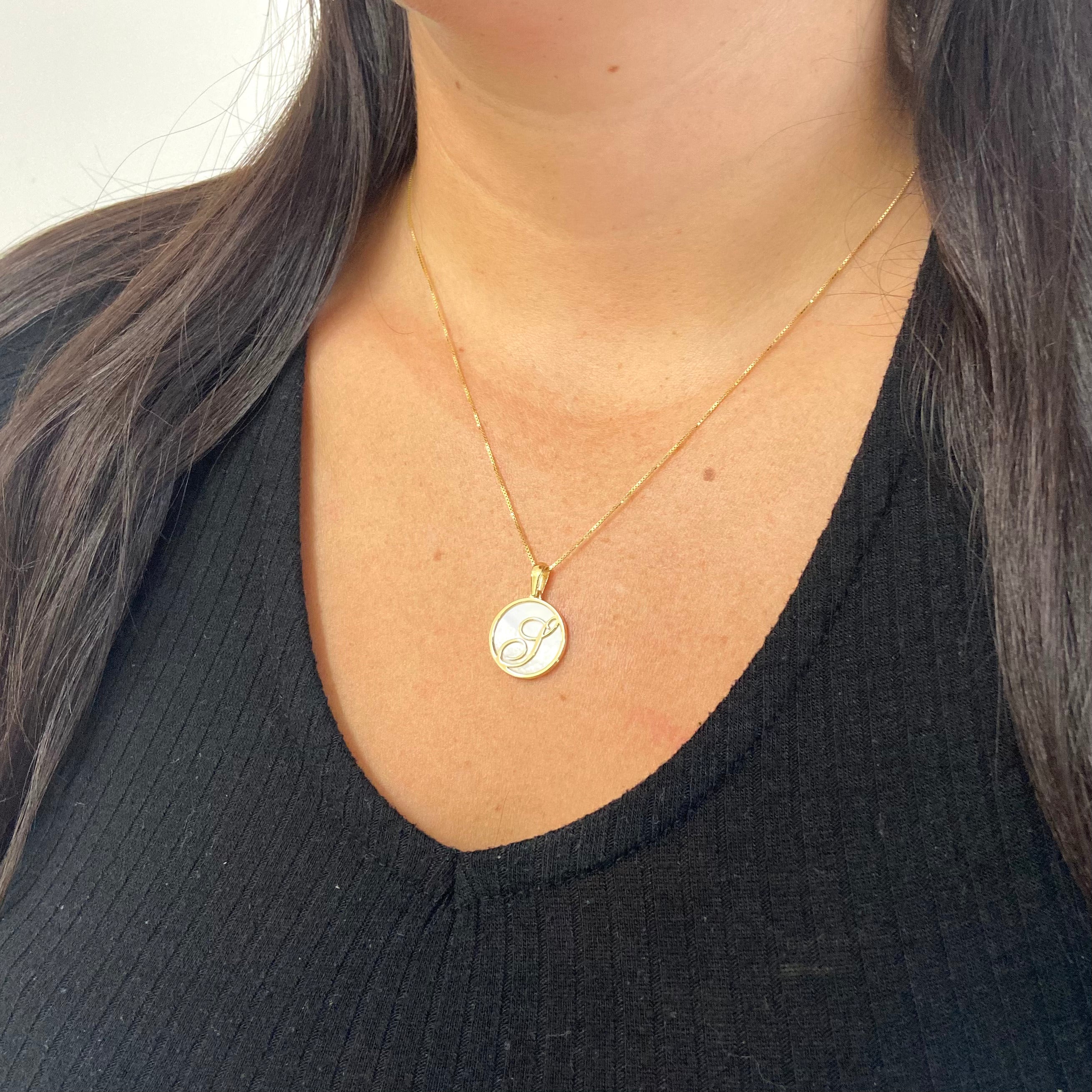 Collana Lettera Madreperla